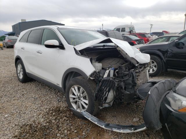 KIA SORENTO LX 2019 5xypgda53kg466790