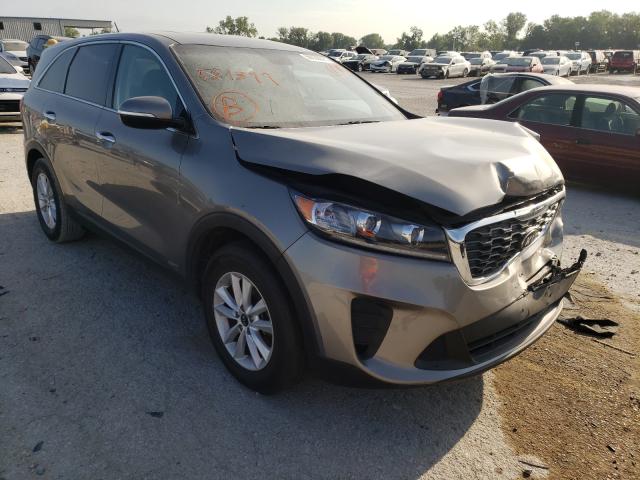 KIA SORENTO LX 2019 5xypgda53kg551399