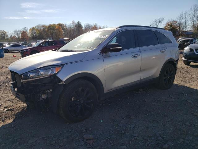 KIA SORENTO 2019 5xypgda53kg591904