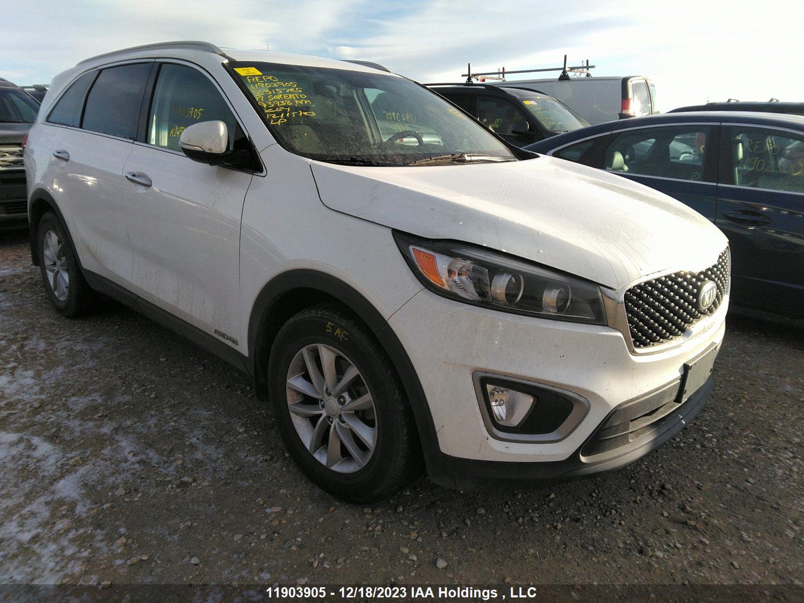 KIA SORENTO 2017 5xypgda54hg315725