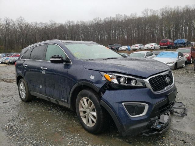 KIA SORENTO LX 2018 5xypgda54jg416754