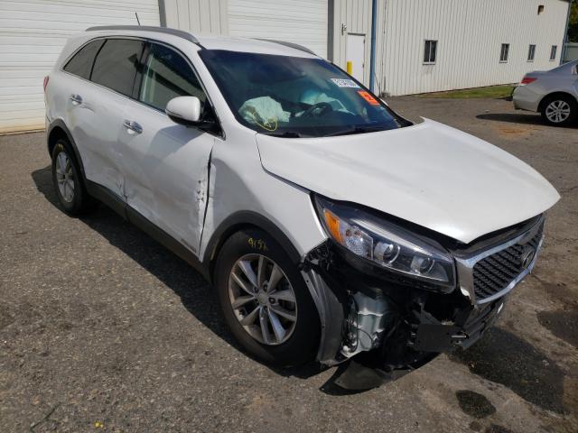 KIA SORENTO LX 2018 5xypgda54jg428550