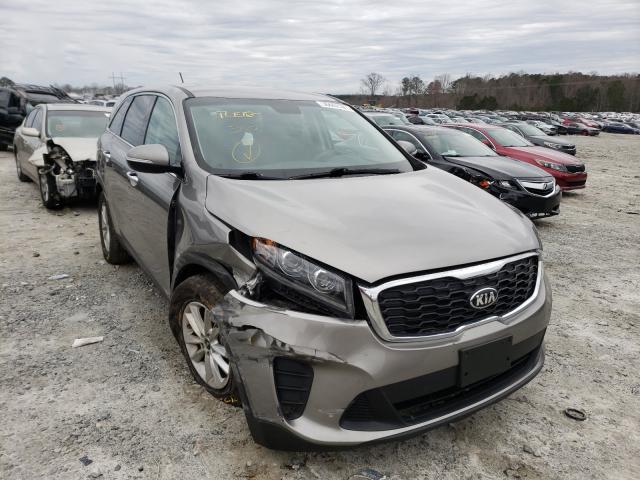 KIA SORENTO LX 2019 5xypgda54kg449187