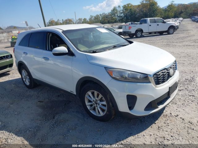 KIA SORENTO 2019 5xypgda54kg564145