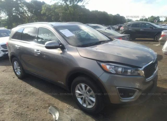 KIA SORENTO 2017 5xypgda55hg192520