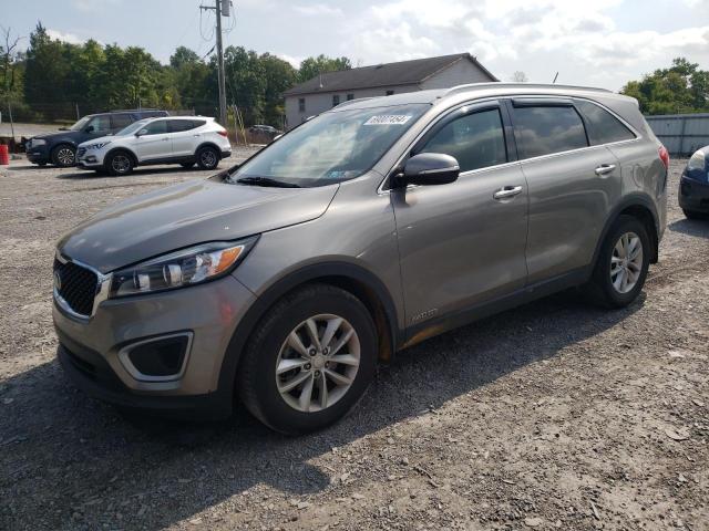 KIA SORENTO LX 2017 5xypgda55hg235169