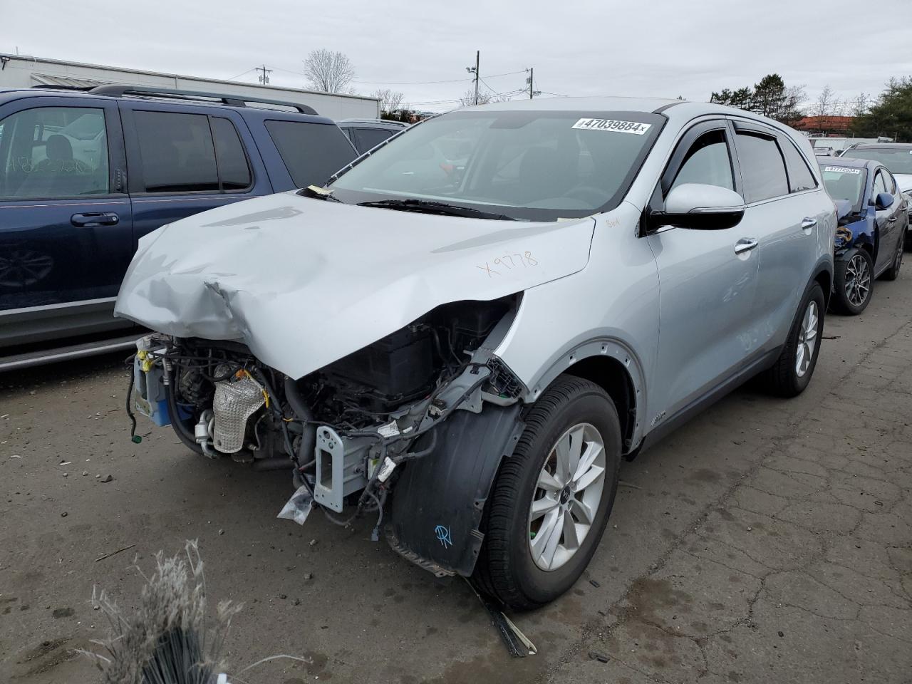 KIA SORENTO 2019 5xypgda55kg512930