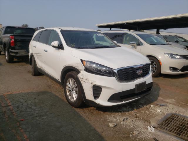 KIA SORENTO LX 2019 5xypgda55kg548147