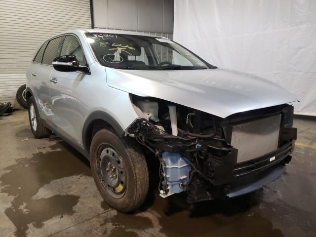 KIA SORENTO LX 2019 5xypgda55kg575039