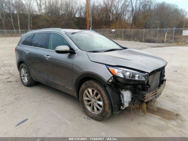 KIA SORENTO 2017 5xypgda56hg335183