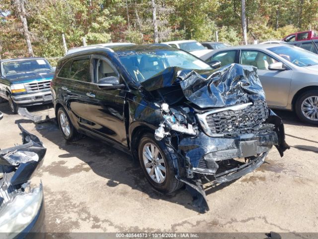 KIA SORENTO 2019 5xypgda56kg460854