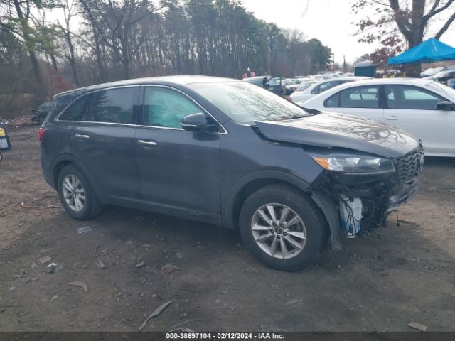 KIA SORENTO 2019 5xypgda56kg545192