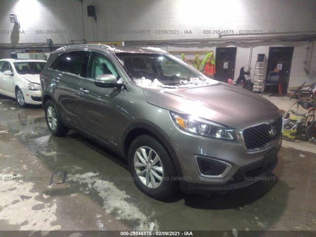 KIA SORENTO 2017 5xypgda57hg325178