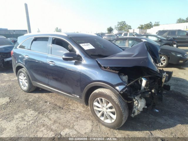 KIA SORENTO 2018 5xypgda57jg419048