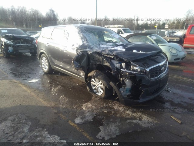 KIA SORENTO 2019 5xypgda57kg442508