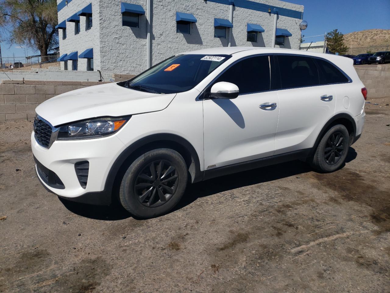 KIA SORENTO 2019 5xypgda57kg442623