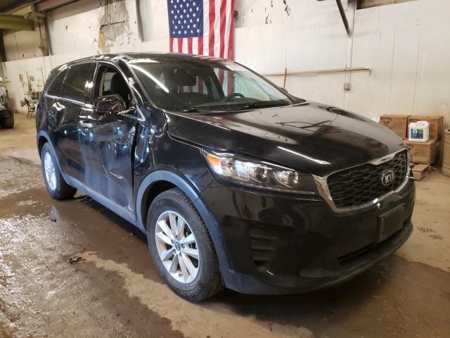 KIA SORENTO LX 2019 5xypgda57kg474598