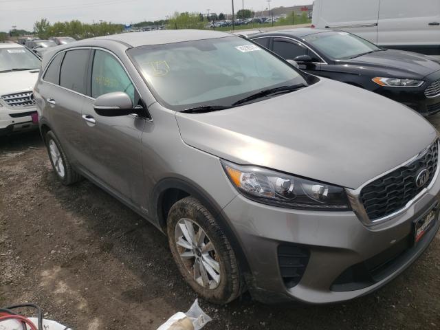 KIA SORENTO LX 2019 5xypgda57kg481647