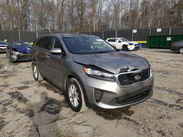 KIA SORENTO LX 2019 5xypgda57kg486427