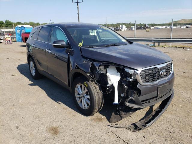 KIA SORENTO LX 2019 5xypgda57kg545184