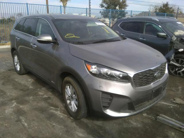 KIA SORENTO LX 2019 5xypgda57kg552877