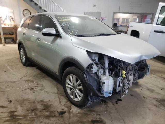 KIA SORENTO LX 2019 5xypgda57kg570148