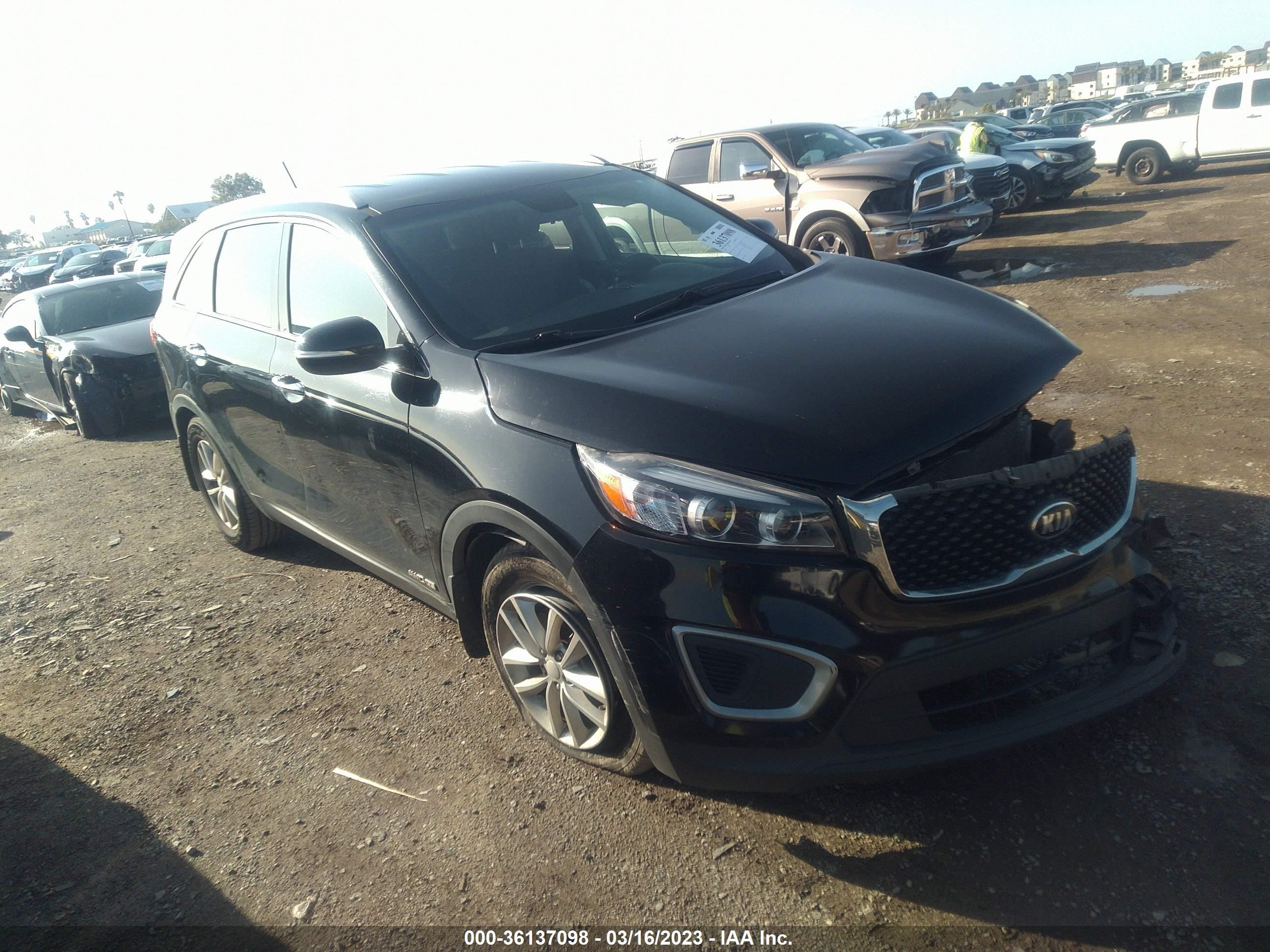 KIA SORENTO 2016 5xypgda58gg174639