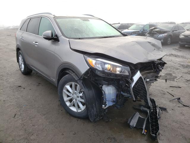 KIA SORENTO 2018 5xypgda58jg428664