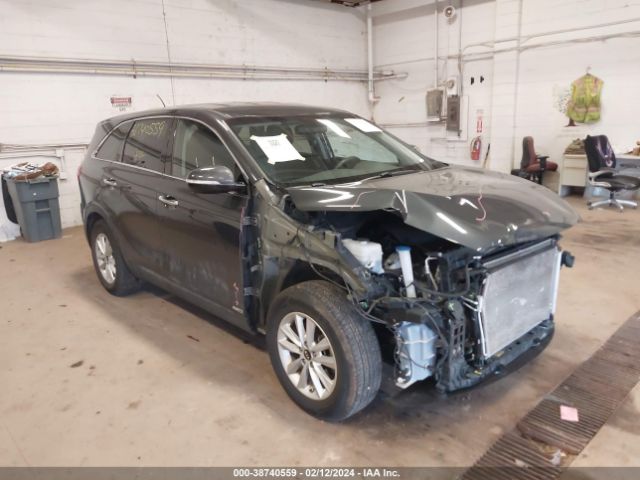 KIA SORENTO 2019 5xypgda58kg484220