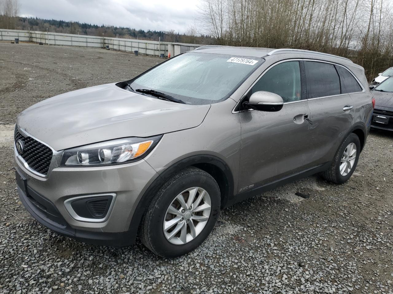 KIA SORENTO 2017 5xypgda59hg314621