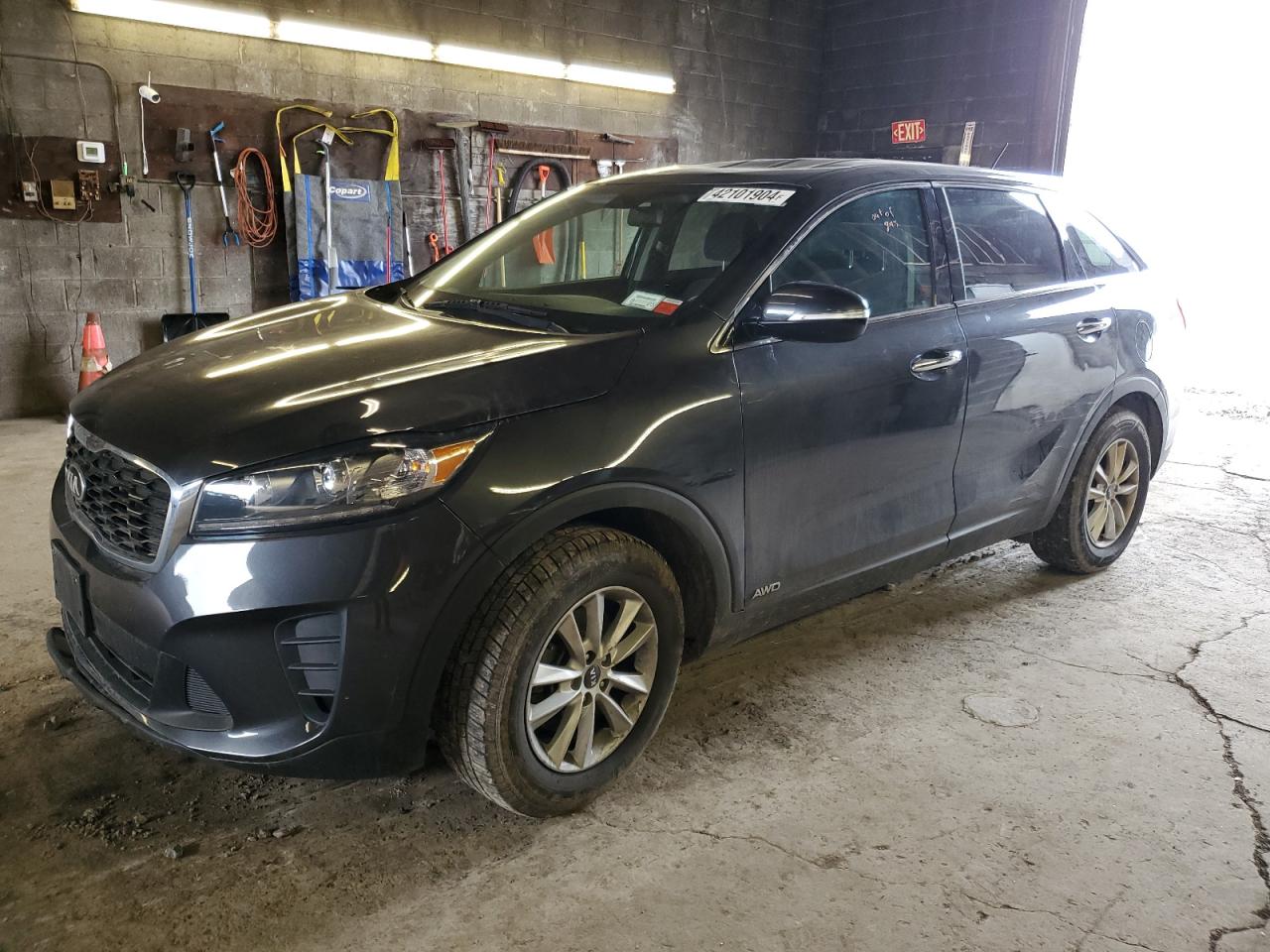 KIA SORENTO 2019 5xypgda59kg480127