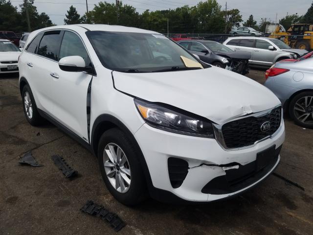 KIA SORENTO LX 2019 5xypgda59kg547681