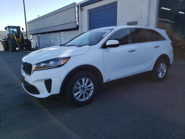 KIA SORENTO LX 2019 5xypgda59kg572225