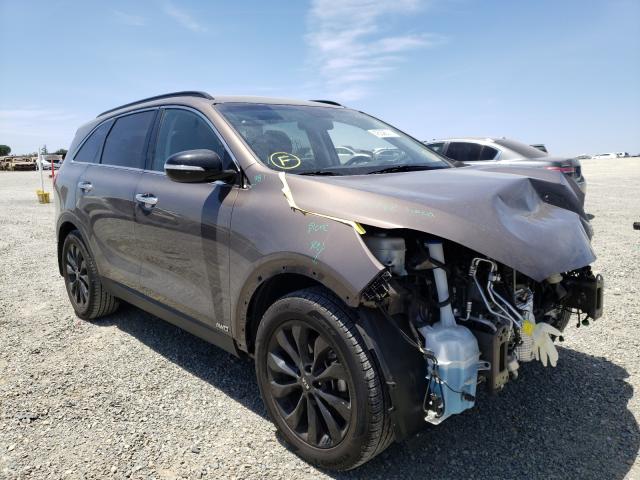 KIA SORENTO 2019 5xypgda59kg589848