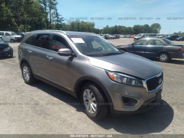 KIA SORENTO 2016 5xypgda5xgg141612