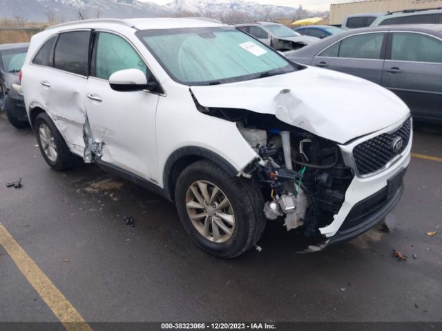 KIA SORENTO 2017 5xypgda5xhg190830