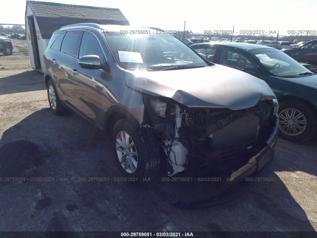 KIA SORENTO 2017 5xypgda5xhg197325