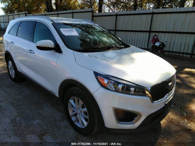 KIA SORENTO 2017 5xypgda5xhg212566