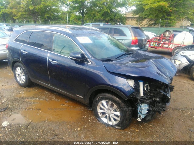 KIA SORENTO 2017 5xypgda5xhg322419