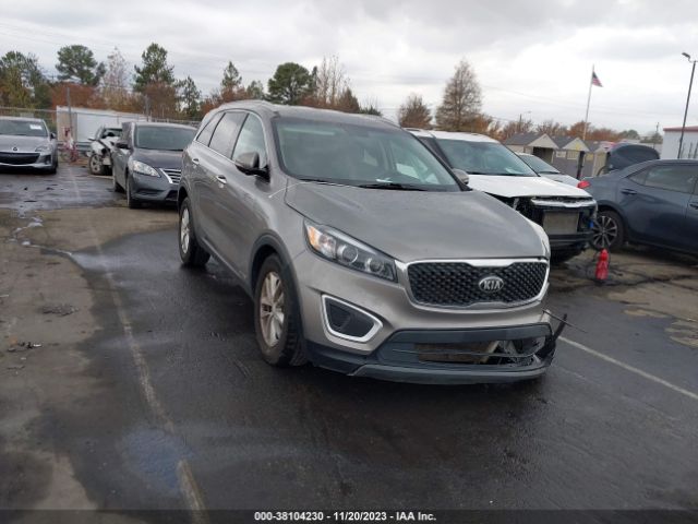 KIA SORENTO 2017 5xypgda5xhg330620