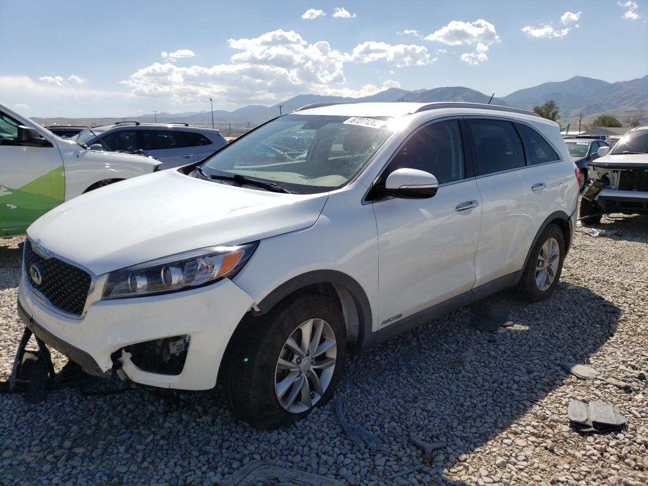 KIA SORENTO 2018 5xypgda5xjg421439