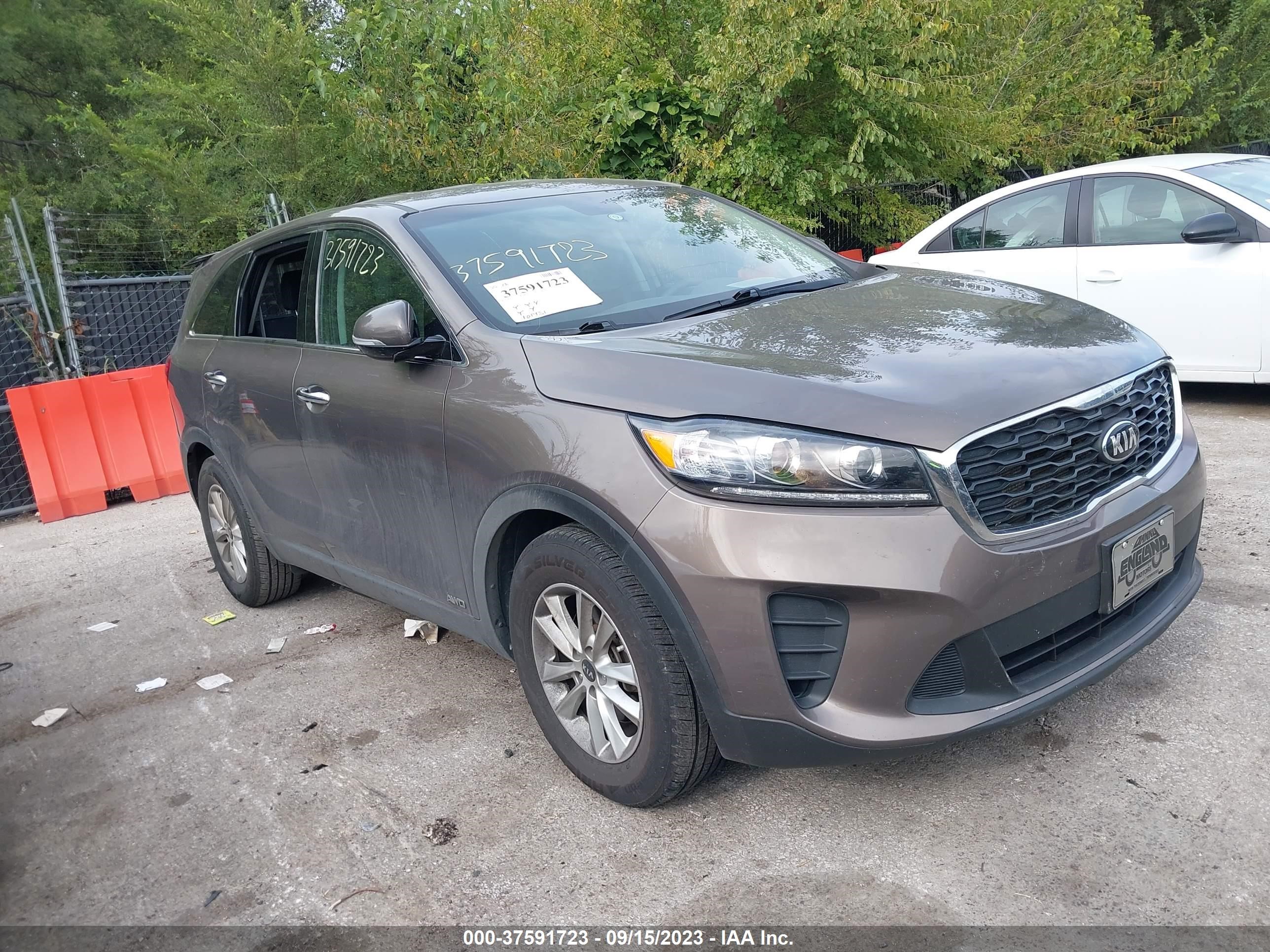 KIA SORENTO 2019 5xypgda5xkg440753