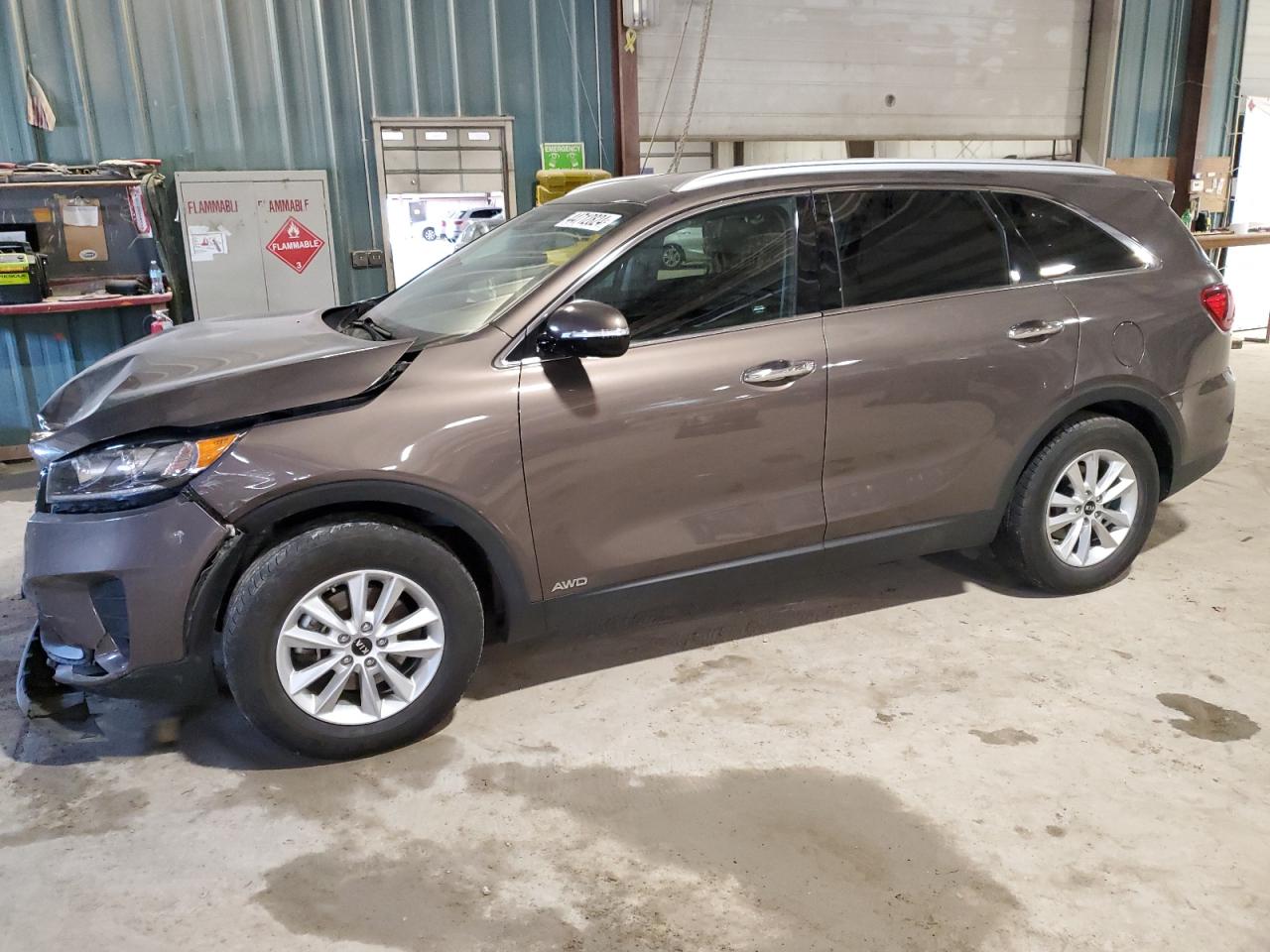 KIA SORENTO 2019 5xypgda5xkg452501