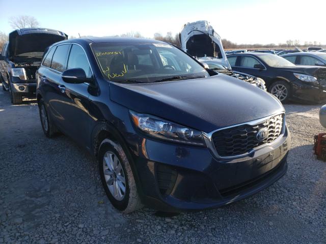 KIA SORENTO LX 2019 5xypgda5xkg471419