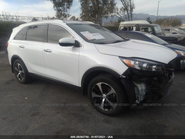 KIA SORENTO 2018 5xyph4a52jg365669