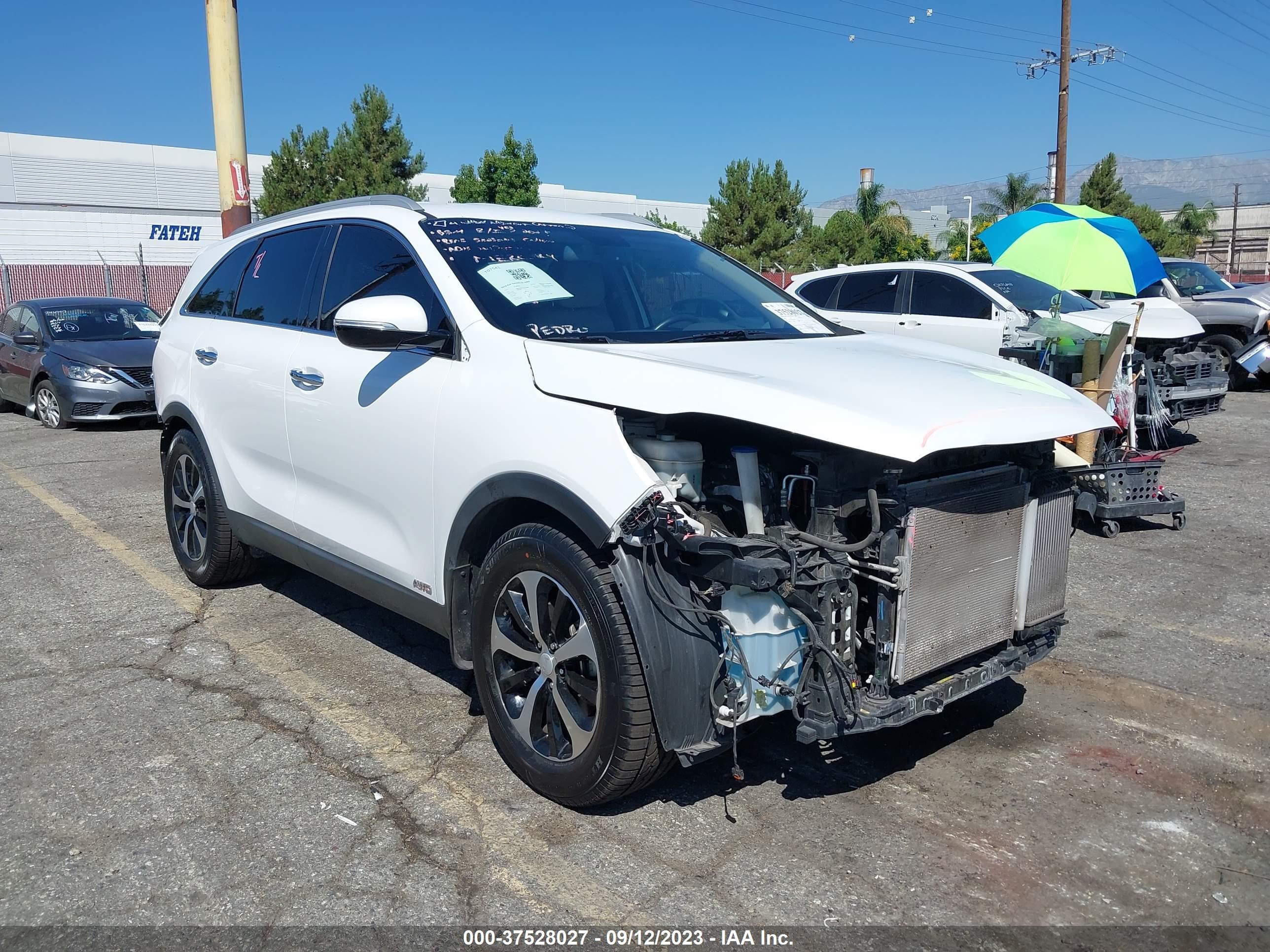 KIA SORENTO 2016 5xyphda14gg144208