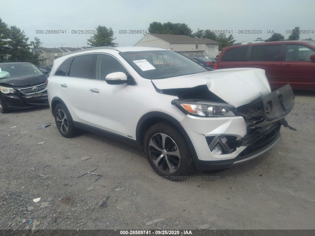 KIA SORENTO 2018 5xyphda17jg360884