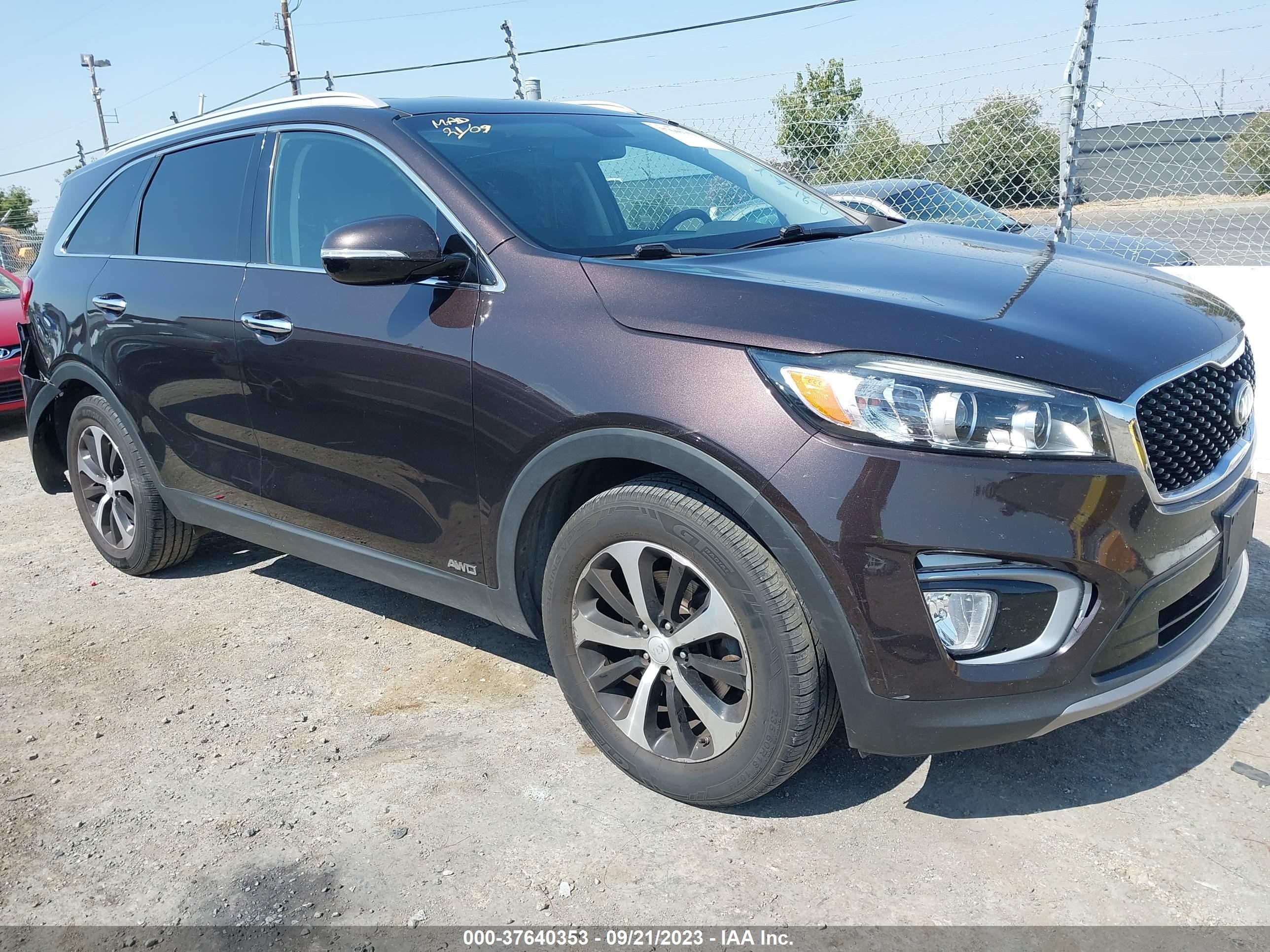 KIA SORENTO 2017 5xyphda19hg278830