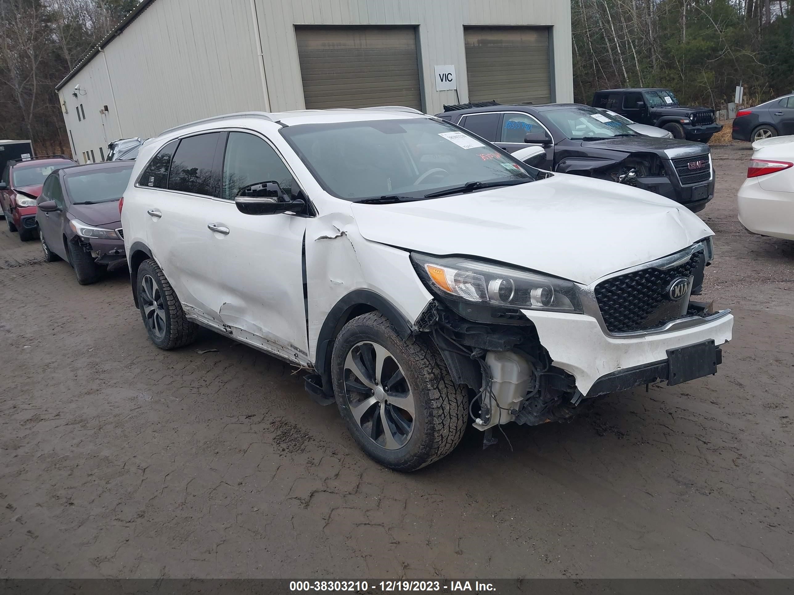 KIA SORENTO 2017 5xyphda50hg243189