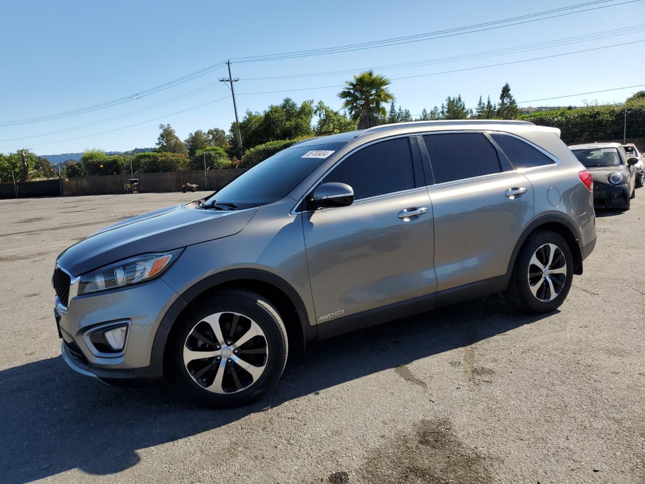 KIA SORENTO 2017 5xyphda53hg237855